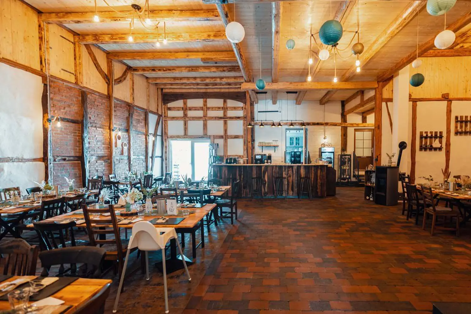 Fachwerk16, Restaurant mit Bar