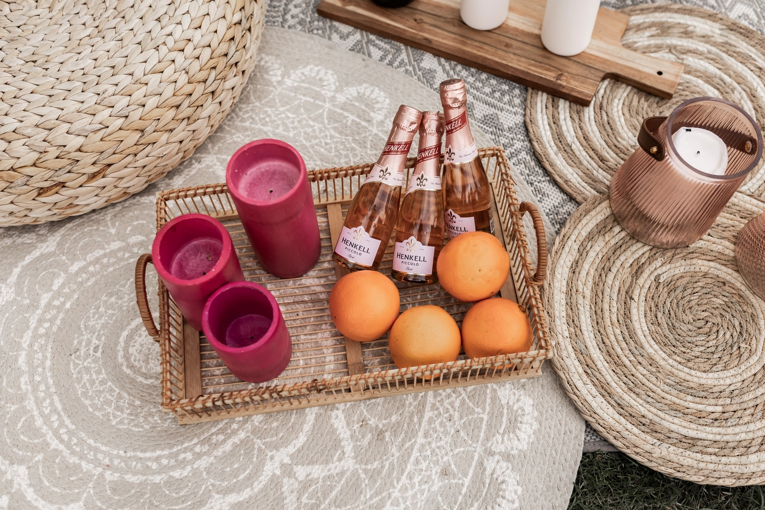 Fachwerk16, Hochzeitsstühle für die Gäste